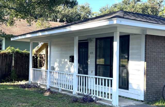 1713 19th Avenue lot: A Gallery 2