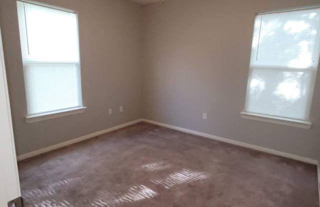 500 S 11th Gallery 4