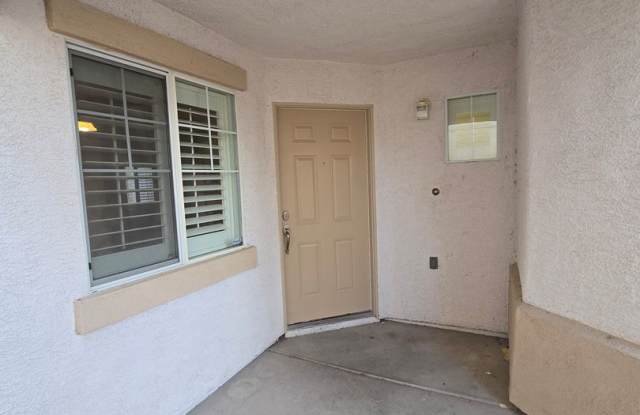 Summerlin Home Waiting For You! Gallery 4