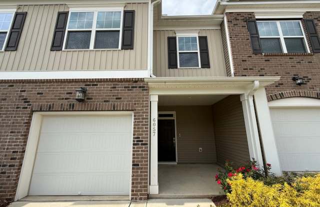 Charming 3BD, 2.5BA Raleigh Townhome in an HOA Community Near Triangle Town Center - 6057 Beale Loop, Raleigh, NC 27616 Charming 3BD, 2.5BA Raleigh Townhome in an HOA Community Near Triangle Town Center - 6057 Beale Loop, Raleigh, NC 27616