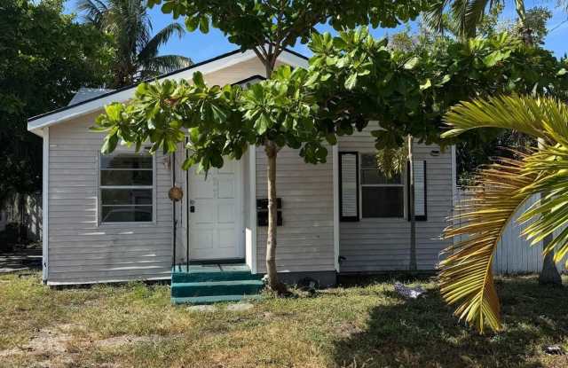 2127 Cleveland Street unit: Front photos photos