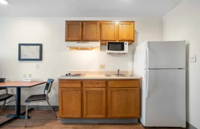 Tallahassee - Northwest Gallery 2