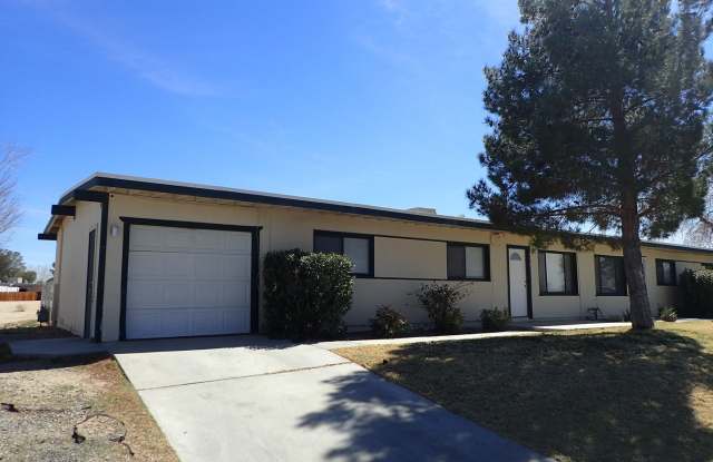 Newly updated 3bd 1 ba. New flooring photos photos