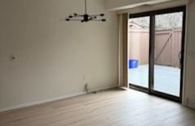 11244 SNOWFLAKE COURT #B Gallery 3