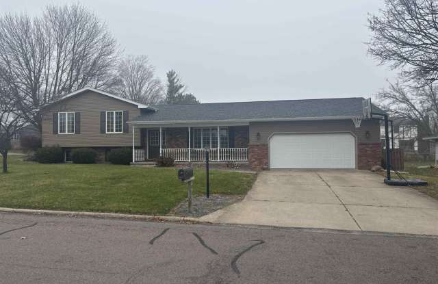 705 N CRESTVIEW Drive photos photos