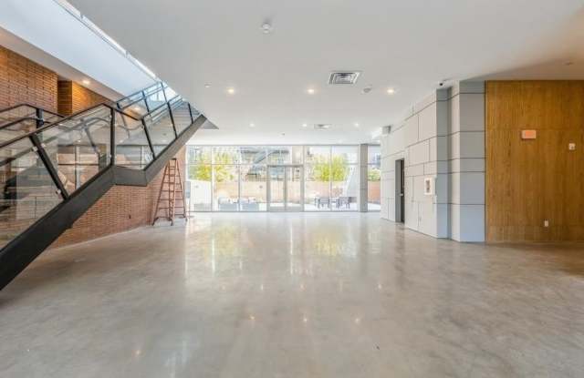 401 Jackson Street Gallery 3