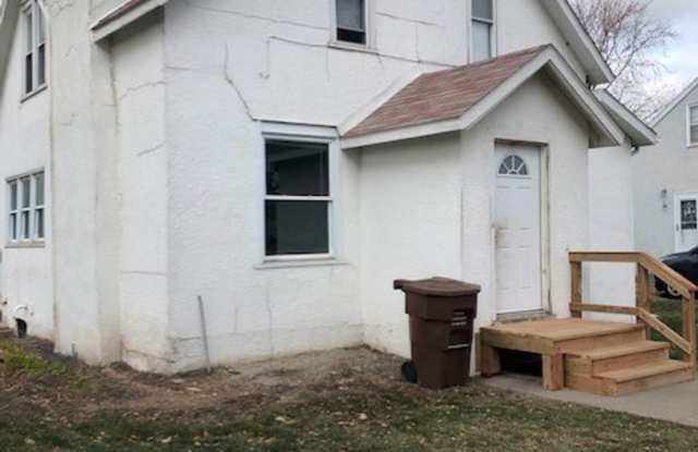 3 Bedrooms, 1 Bathroom Duplex Lower Level in Brainerd, MN photos photos
