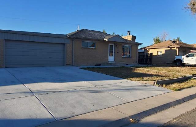 4 Bedroom newly renovated home in Denver photos photos