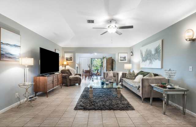 6403 Eastpointe Pines Street Gallery 4