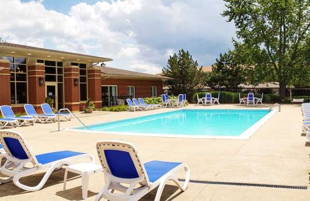Park Butterfield Apartment Homes Gallery 3