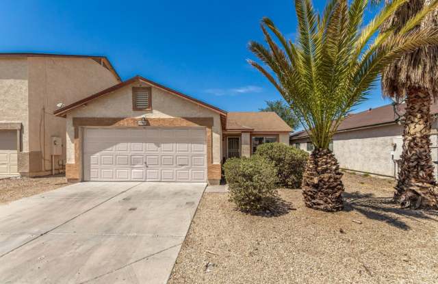 Charming 3 bedroom in El Mirage! photos photos