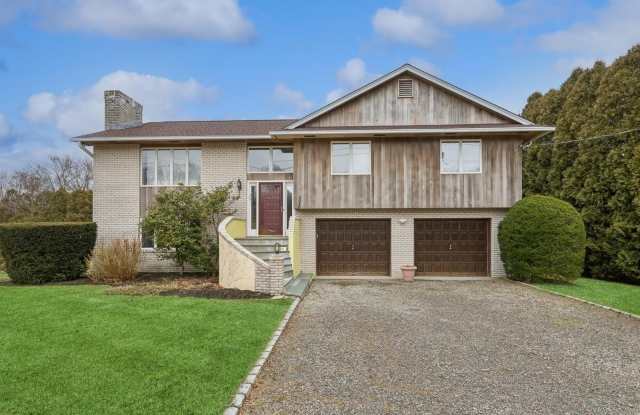 440 Pine Neck Road photos photos