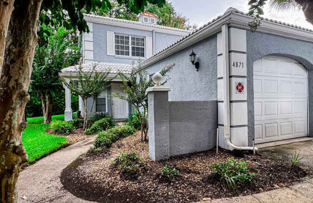 Beautiful 2/2 Townhouse with one car garage and lake front views photos photos