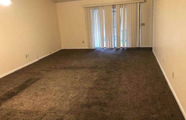 5617 PINEBAY CIR N Gallery 4