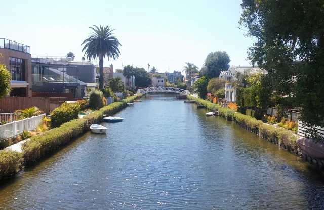 408 South Venice Boulevard photos photos