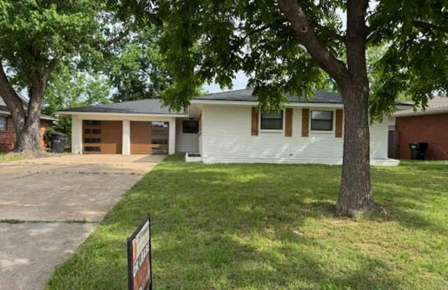 Stunning and trendy 3 bed 2 bath 2 car garage in Moore! All Brand new and ready for move in! photos photos