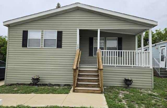 108 NW 49th ST photos photos