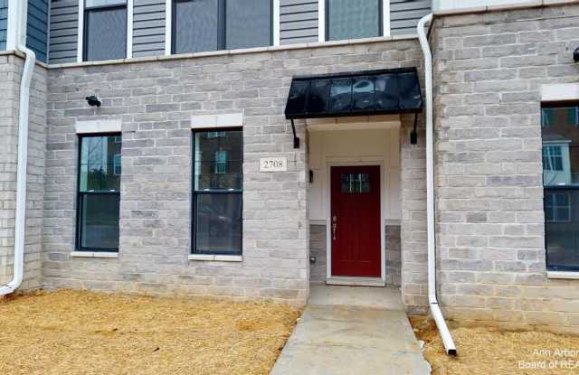 2708 S Spurway Drive photos photos