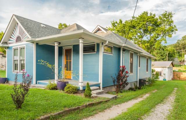 708 Spears Avenue - 708 Spears Avenue, Chattanooga, TN 37405