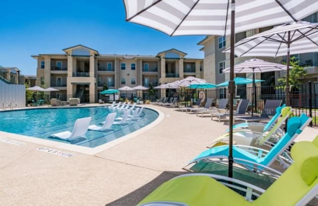 6515 Manchaca Rd - 6515 Manchaca Road, Austin, TX 78745