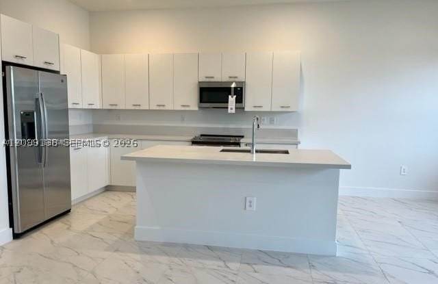 17373 SW 46 st Gallery 2