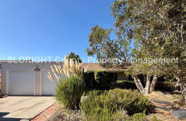 1388 Cavalier Ln Gallery 1