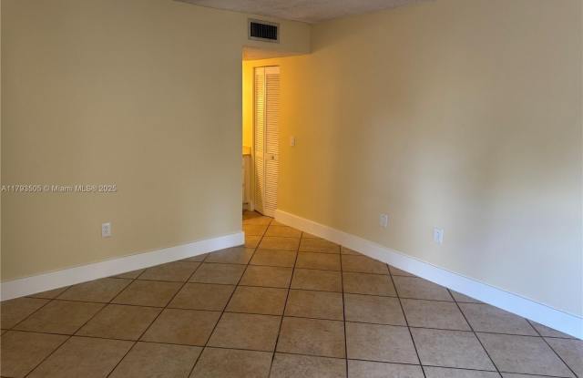 9040 SW 125th Ave photos photos