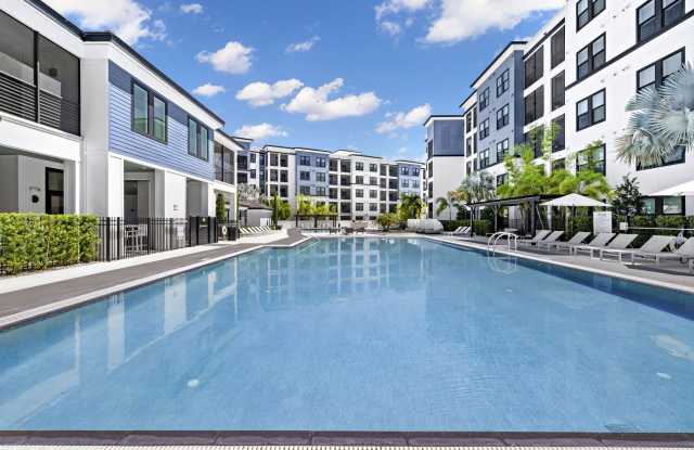 The Pointe on Westshore Gallery 2