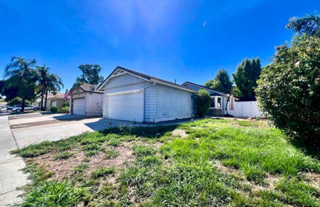 Upgraded 2 Bedroom Menifee home with a two car garage available for LEASE! Gallery 4