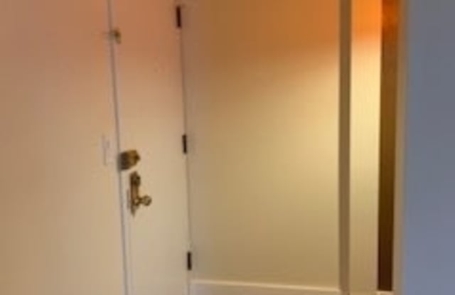 7373 Blackburn Avenue Gallery 2