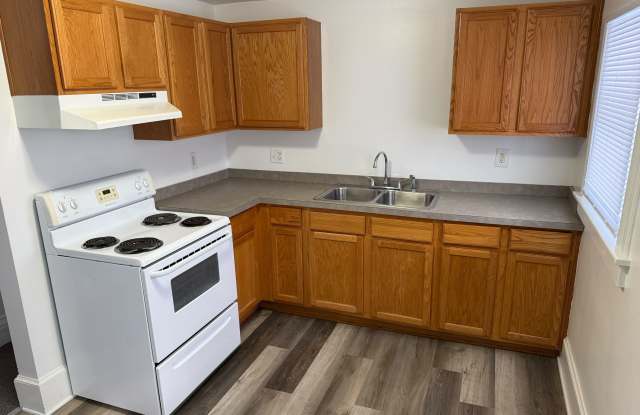 215 N. Pennsylvania Ave. - 4 photos photos