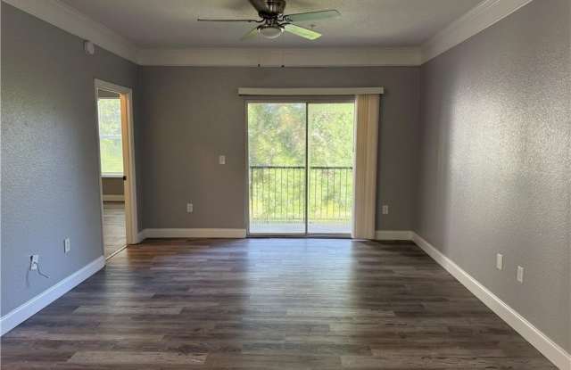 11561 Villa Grand Gallery 2