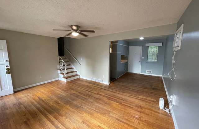 So much character with this 2 bed / 1.5 bath DUPLEX unit with a spacious layout and convenient features! Gallery 1