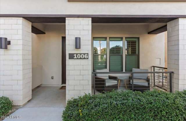 8340 E McDonald Drive Gallery 3