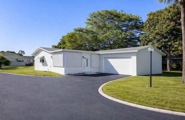 2613 SW Natura Avenue photos photos