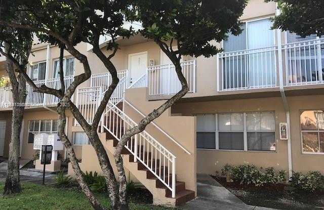 8630 NW 5th Ter photos photos
