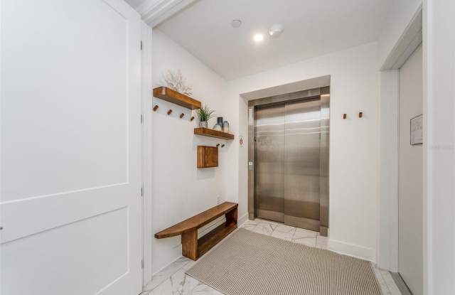 15 AVALON Street Gallery 2