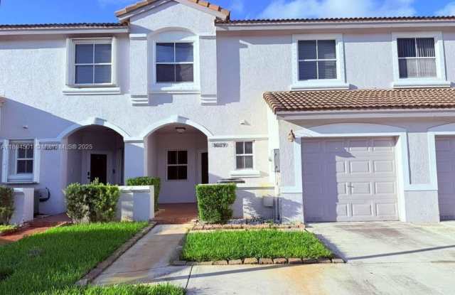 16839 SW 1st Mnr photos photos