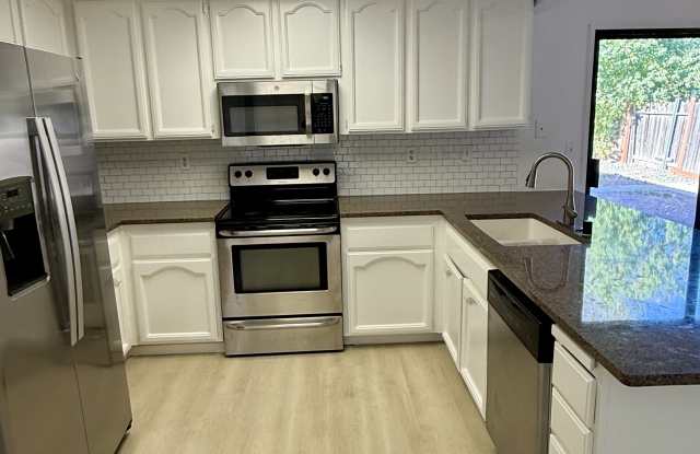 2197 Atrisco Cir Gallery 1