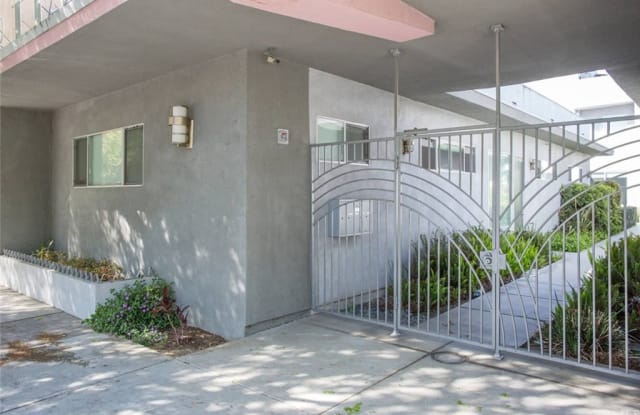 637 E 4th Street - 637 East 4th Street, Long Beach, CA 90802