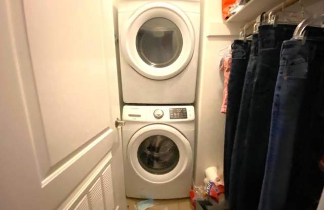 815-817 West Addison photos photos