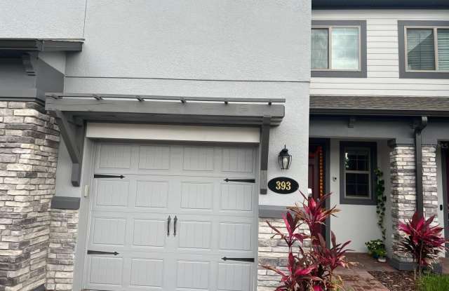 393 EVERTREE Loop Gallery 2