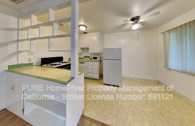 2957 Howe Ave Gallery 4
