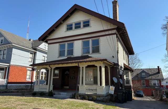 2218 Highland Avenue unit: 2 photos photos