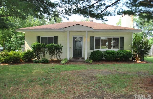 206 E Moore Street - 206 East Moore Street, Apex, NC 27502