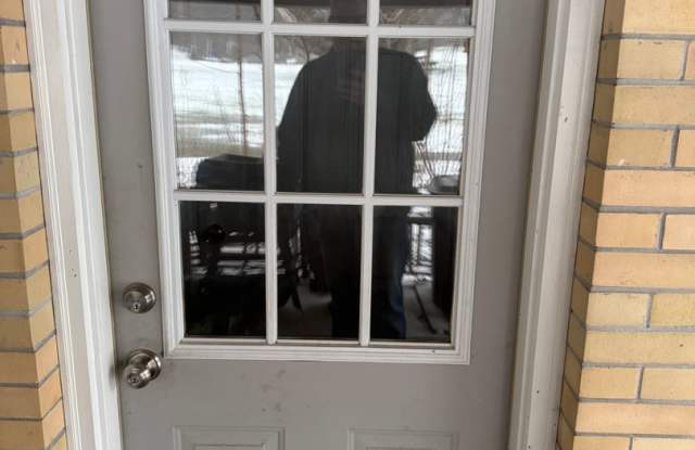 2 bedroom 1 bath second floor unit - 3819 Sterrettania Road, Erie County, PA 16506