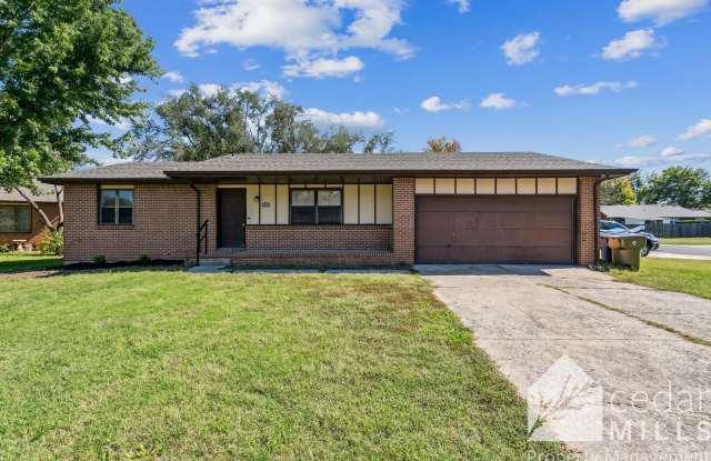 HUGE 2 Bedroom ANDOVER SCHOOLS! photos photos
