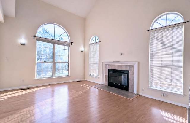 549 Woodcrest Drive - 1 Gallery 3
