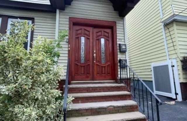 32 Underwood St photos photos