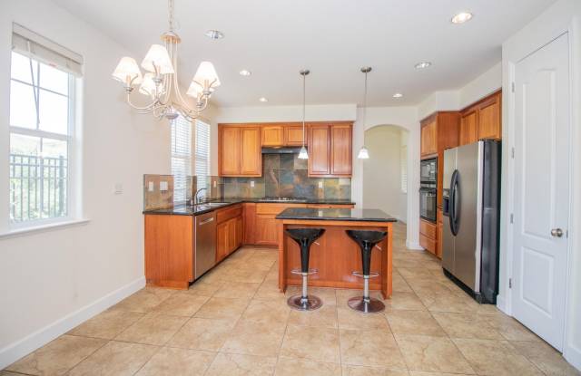 4 Bedroom 3 Bathroom House | AMSI | Alexandr Metlinski Gallery 3